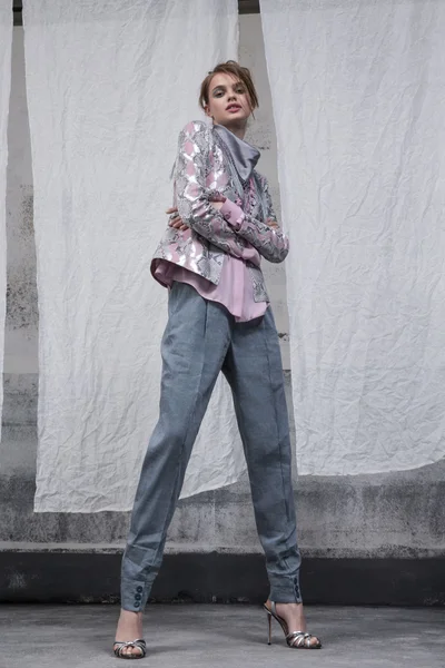 Look 33